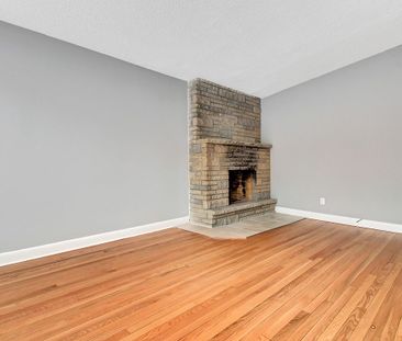 For Lease - 314 Perrier Avenue, Vanier and Kingsview Park, Ontario - Photo 1