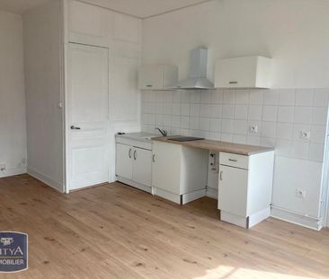 Location Appartement 2 pièces 38m² ST ETIENNE 42000 - Photo 2