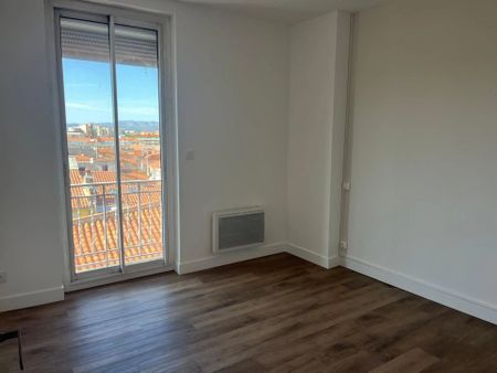 Location Appartement 4 pièces 75 m2 à Perpignan - Photo 5