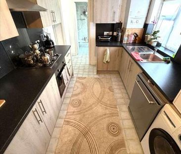 St Johns Road, Gravesend, DA12 - Photo 3