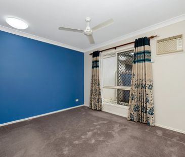 Amazing Location - Spacious Family Home - Photo 2