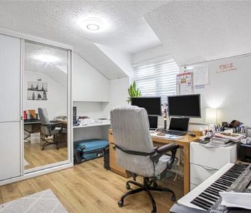 4 bedroom Detached house to rent - Photo 6