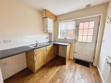 3 bedroom terraced house to rent - Photo 5