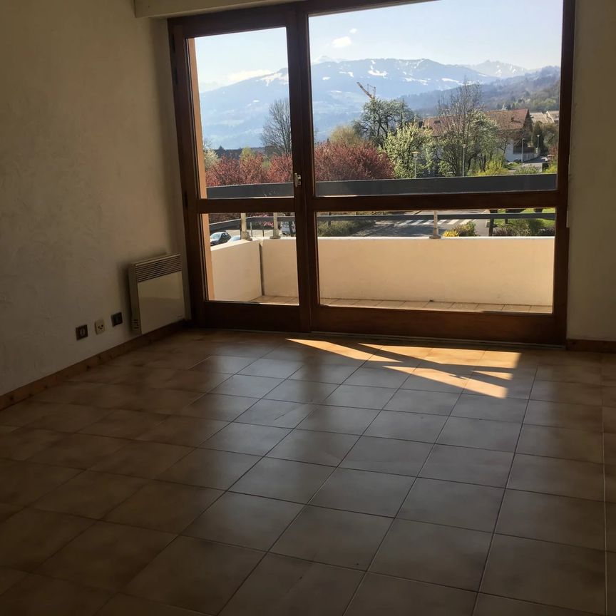 Location Appartement 2 pièces 35m² SALLANCHES 74700 - Photo 1