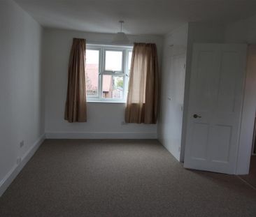 3 bedroom detached house to rent - Photo 6