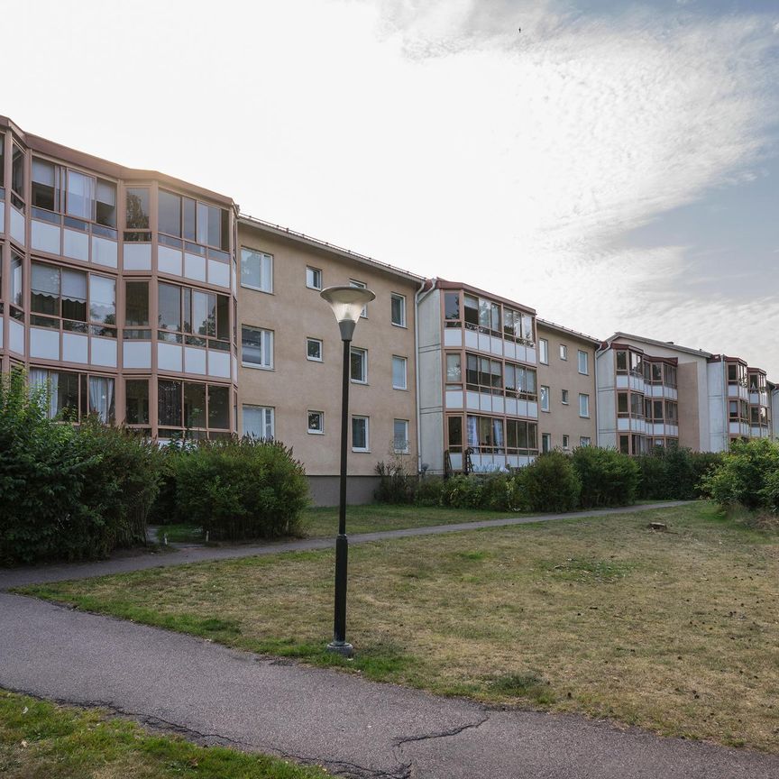 Ekvägen 2 1302 - Foto 2