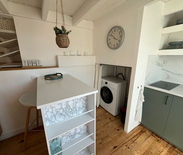 T1 bis de 29.24 m² meublé rénové, Rue de Condé réf 1556-3 - Photo 1