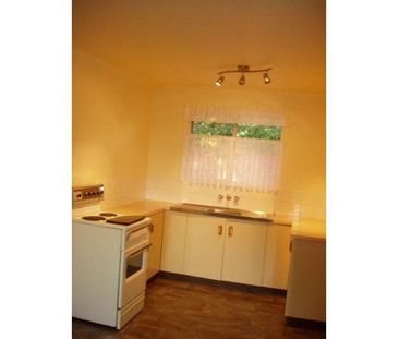 2 BED AND BALCONY 4/6 WENITONG STREET, WEST GLADSTONE, QLD 4680 - Photo 4