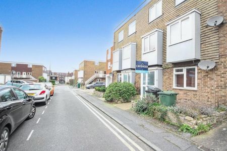 2 bedroom maisonette to rent - Photo 5