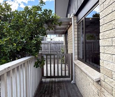 Beautifully Renovated 3 Bedroom Home with Water Views - AVAILABLE NOW - Photo 5