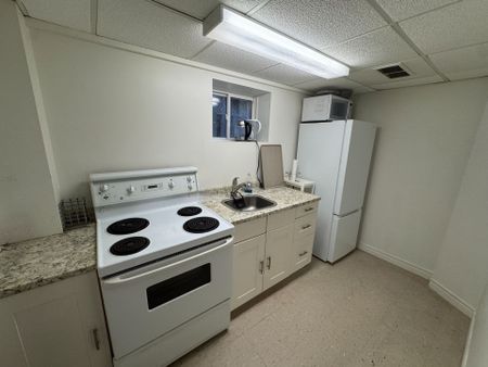 For Lease - 25 Desert View Crescent, Richmond Hill, Ontario - Photo 5