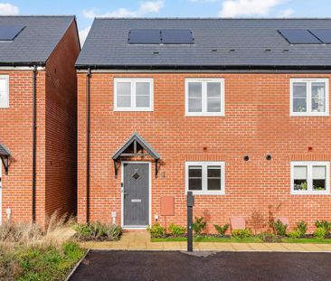 3 bedroom semi-detached house to rent - Photo 6