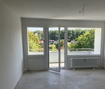 Offener Wohn- und Kochbereich – Stilvolle Wohnung mit Loggia und Gr... - Photo 2