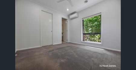 FANTASTIC FIND IN CENTRAL LOCATION - Photo 5