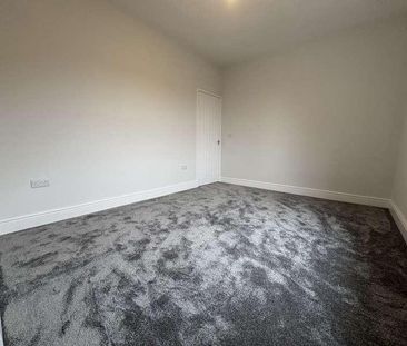 Back Poplar Terrace, Barnsley, S71 - Photo 3
