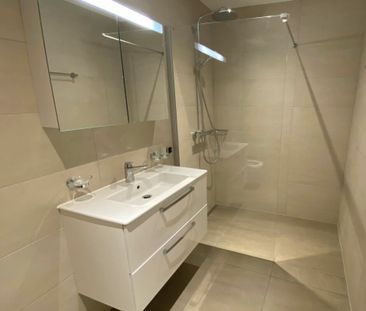 Appartement de 4.5 pièces neuf avec accès à un jardin commun - Photo 5