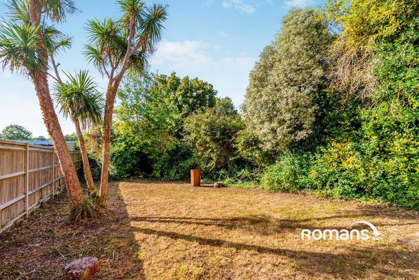 4 bedroom semi-detached house to rent - Photo 1