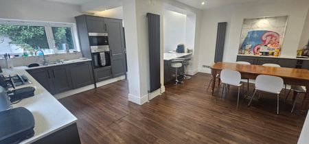 5 Bed - 18 St Chads View, Headingley, Leeds - LS6 3QA - Student - Photo 2