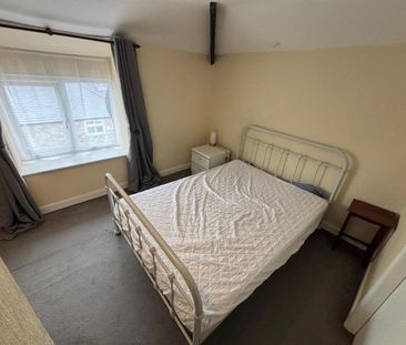 2 bedroom semi-detached house to rent - Photo 3