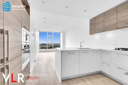 Condo in Burnaby, BC - Photo 2
