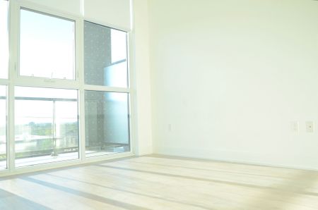 For Lease - 50 George Butchart Drive Unit# #320, Toronto, Ontario - Photo 5