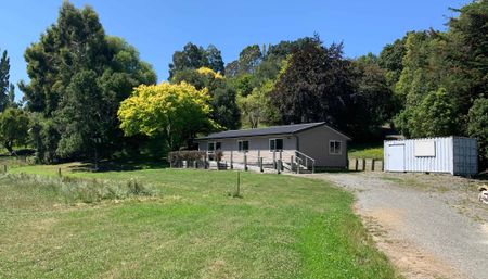 Three bedroom country property - Photo 4