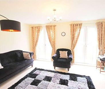 Borders Crescent, Loughton, IG10 - Photo 4