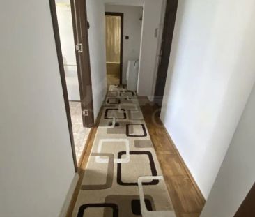 Închiriere apartament cu 2 camere - Fotografie 3