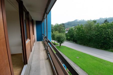 Appartement lumineux et spacieux de 3,5 pièces (86,5m2) situé au centre - Photo 3