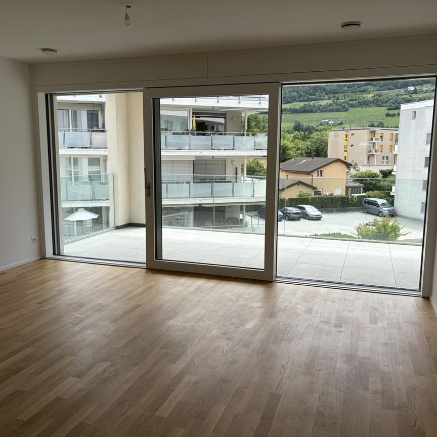 Très joli appartement de 2.5 pièces au 2ème étage avec grand balcon - Photo 1