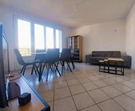 Location Appartement 3 pièces 56m² BOURGOIN JALLIEU 38300 - Photo 3