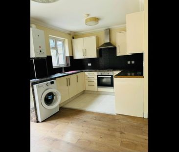 Room in a Shared House, Brouverie Road, HA1 - Photo 2