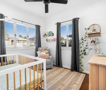 10 Merle Street, Carina QLD 4152 - House For Rent | Domain - Photo 3