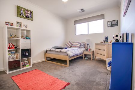 11 Lexington Road, Henley Beach South SA 5022 - House For Rent | Domain - Photo 4