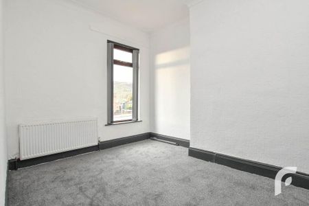 749 Crumlin Road, Belfast, BT14 7GF - Photo 3