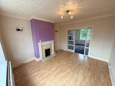 3 bedroom semi-detached house to rent - Photo 2