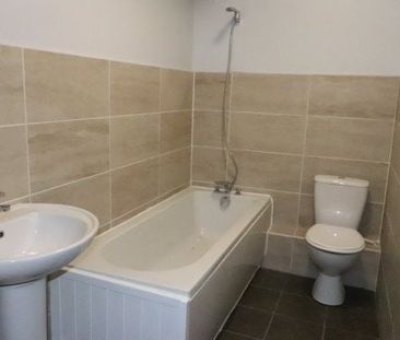 West Road, Shoeburyness, Property for rent - Photo 2