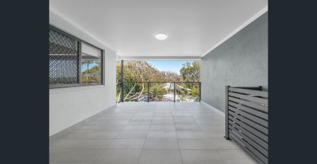 Spacious, Modern & Air-Conditioned Living - Photo 2