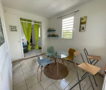 Appartement T2 PROCHE FOUILLOLE - Photo 3