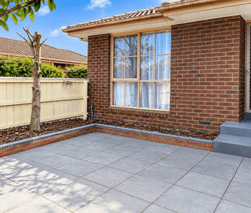 Stylish & Spacious Living in the Heart of Carnegie - Photo 6