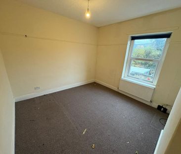 2 bed Not Specified - To Let - Photo 5