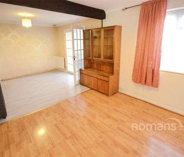 Northborough Road, Slough, Berkshire, SL2 - Photo 4