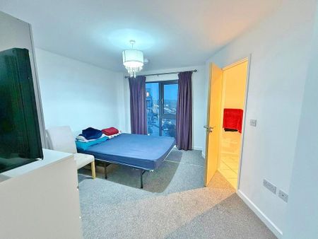 2 bedroom apartment to rent - Photo 4