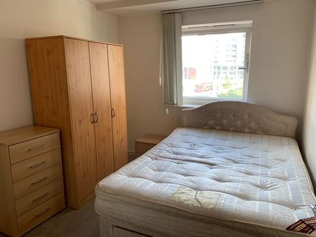 2 bedroom apartment to rent - Photo 3