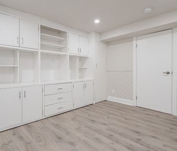 For Lease - 364 Rathburn Road, Toronto, Ontario - Photo 6