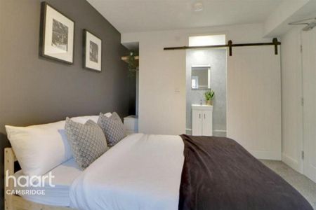 1 bedroom in a house share to rent - Photo 5