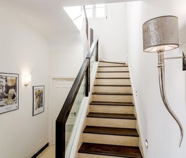 Luxury Villa for rent in Benahavís, Andalusia - Photo 1