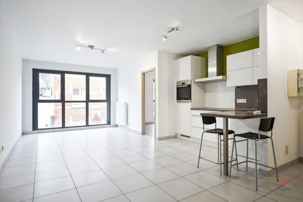 Appartement te huur - Photo 1