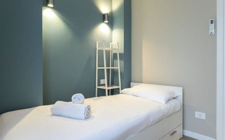 Piazza Pietro Frattini, Milan, Lombardy 20146 - Photo 5