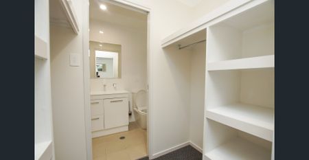 SPACIOUS HOME IN BELLINGEN - Photo 2